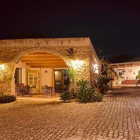Flavia * Casa Serrafiori