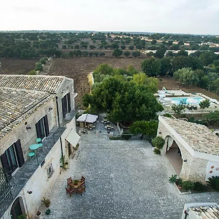 Flavia Farm stay Casa Serrafiori