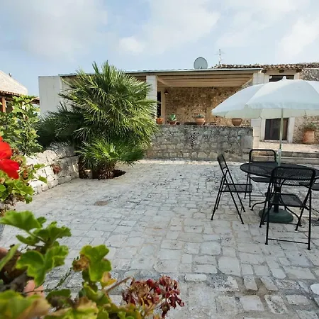 Flavia Farm stay Casa Serrafiori